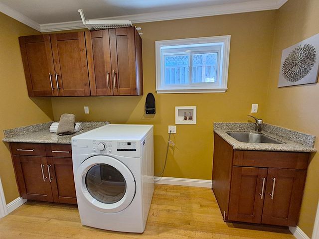 212 Dover Street, Los Gatos, CA 95032