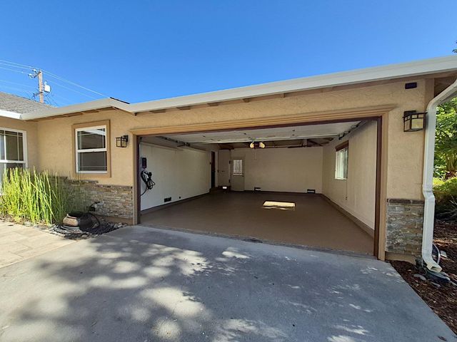 212 Dover Street, Los Gatos, CA 95032