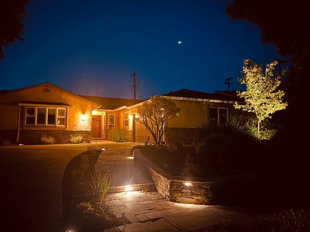 212 Dover Street, Los Gatos, CA 95032