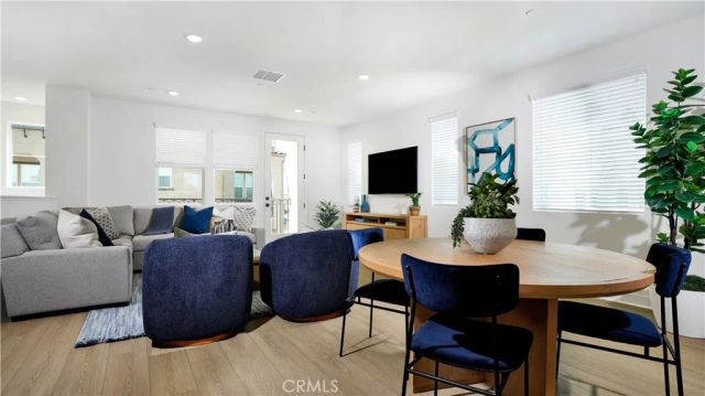 2217 W Orange 17, Anaheim, CA 92804