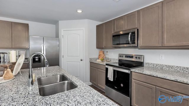 117 Jonboy Avenue, New Hope, AL 35760