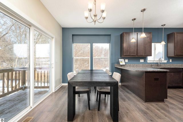 258 Ruby Court, Alma, MI 48801