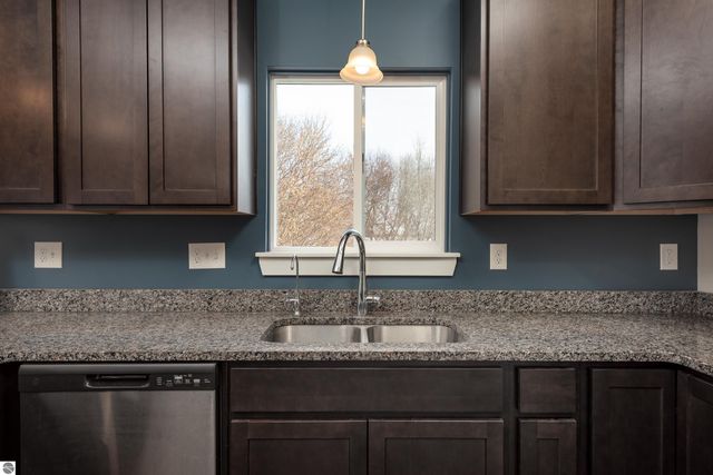 258 Ruby Court, Alma, MI 48801