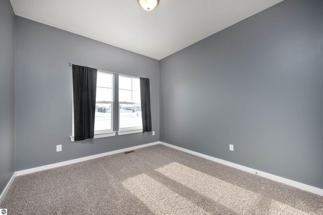 258 Ruby Court, Alma, MI 48801