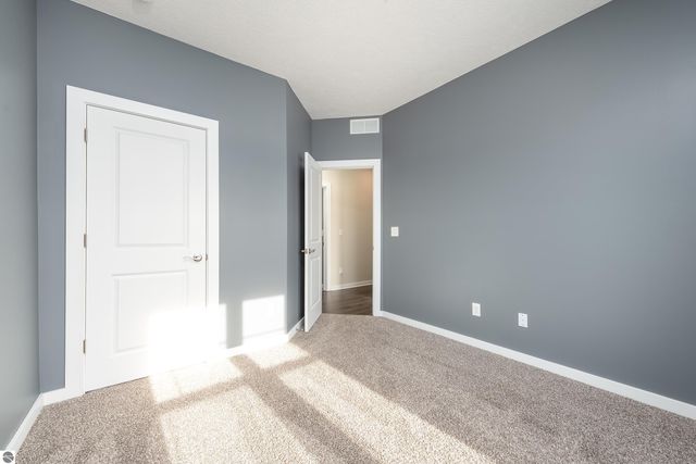 258 Ruby Court, Alma, MI 48801