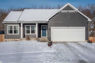 258 Ruby Court, Alma, MI 48801