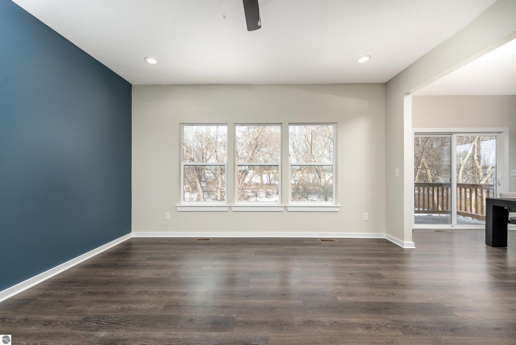 Image 9 of property listing at 258 Ruby Court, Alma, MI 48801