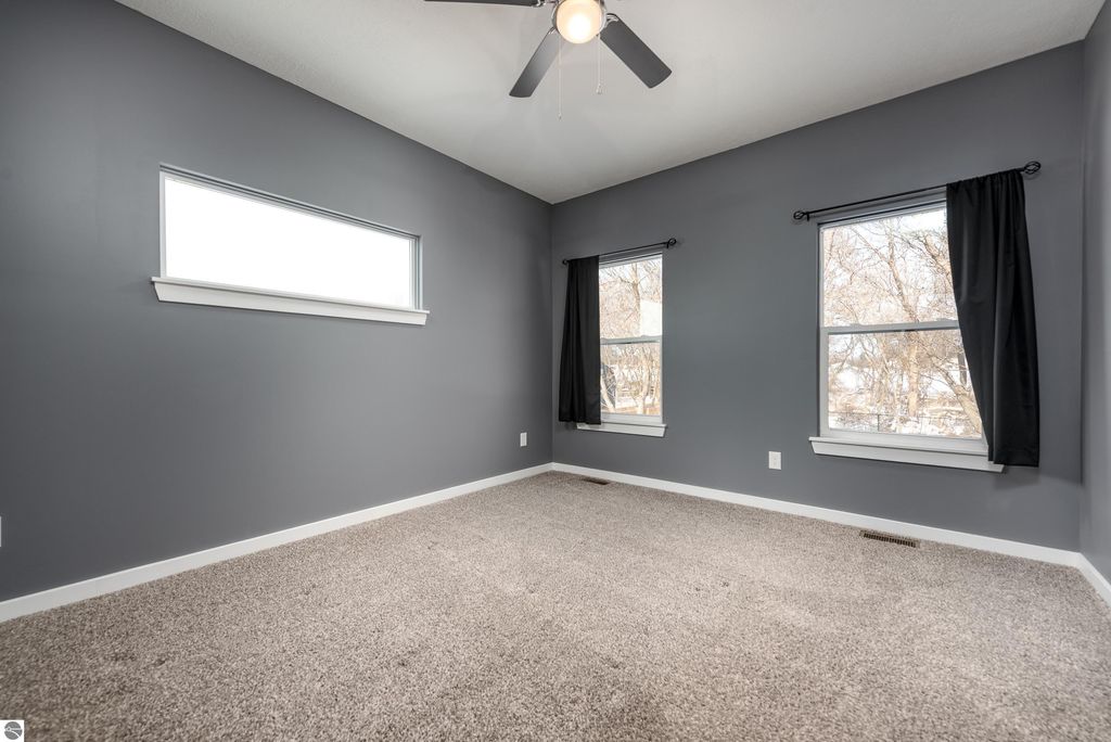 Image 21 of property listing at 258 Ruby Court, Alma, MI 48801