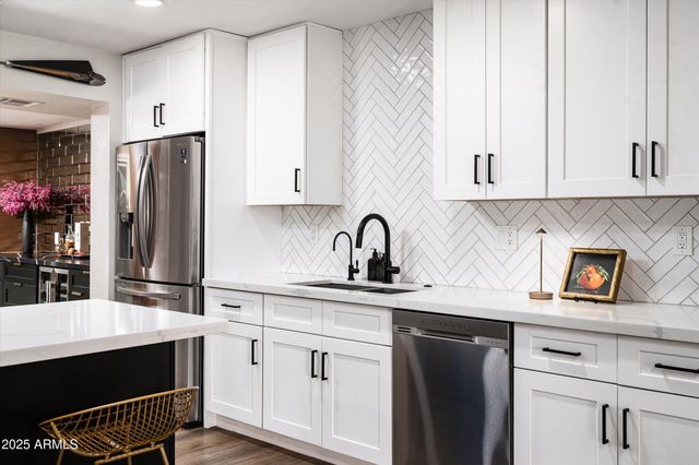 8341 E HUBBELL Street, Scottsdale, AZ 85257