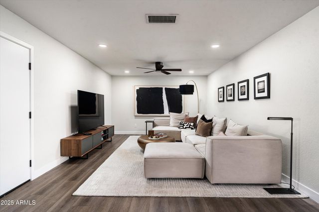 8341 E HUBBELL Street, Scottsdale, AZ 85257