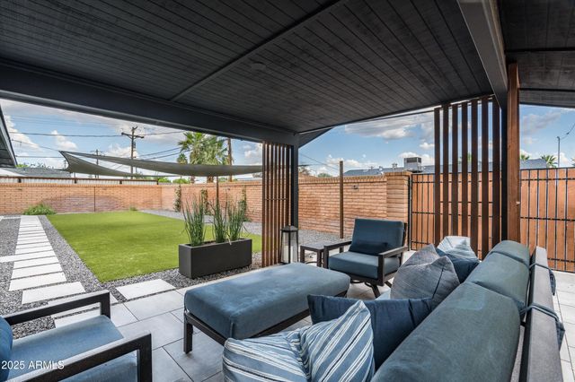 8341 E HUBBELL Street, Scottsdale, AZ 85257