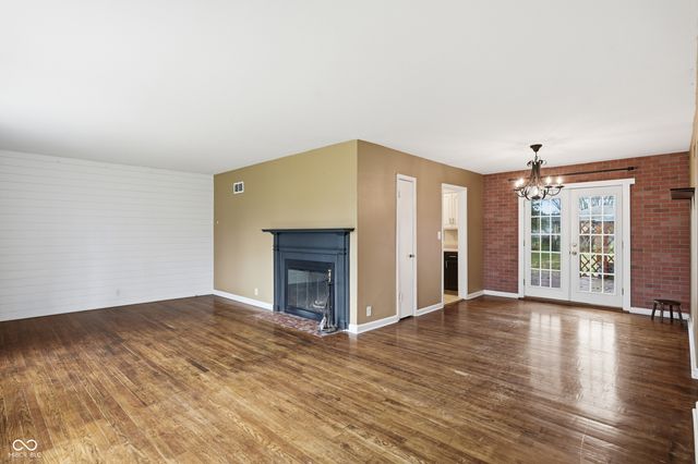 708 Washington Court, Anderson, IN 46011