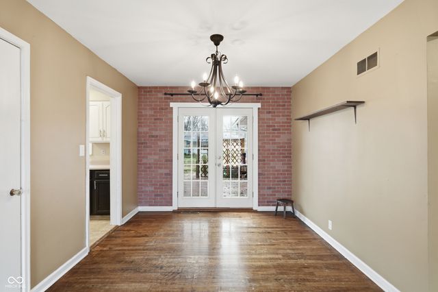 708 Washington Court, Anderson, IN 46011