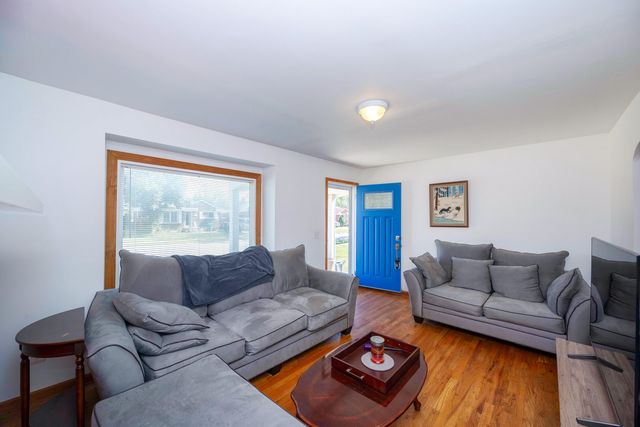 23373 Wilmot Avenue, Eastpointe City, MI 48021