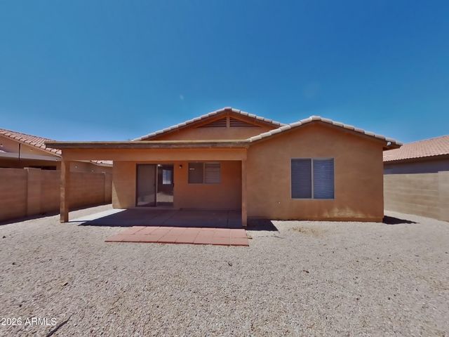 2013 W ALLENS PEAK Drive, San Tan Valley, AZ 85144