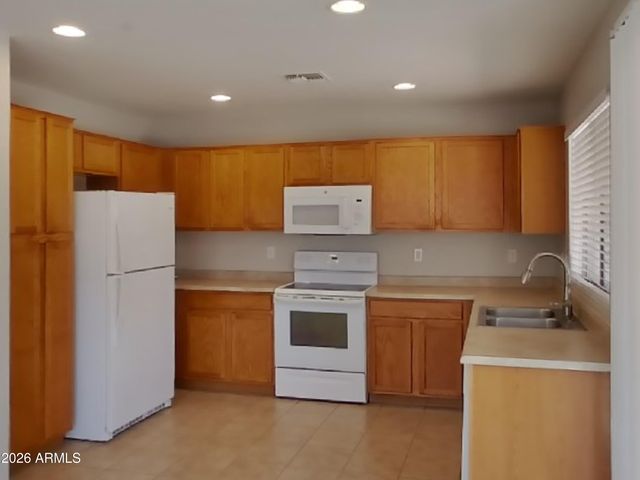 2013 W ALLENS PEAK Drive, San Tan Valley, AZ 85144