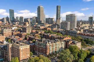 4 Charlesgate East 601, Boston, MA 02215