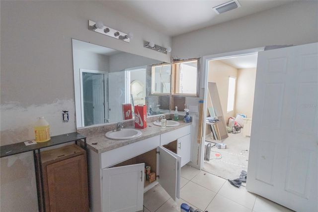 1421 OREGON LANE, North Port, FL 34286