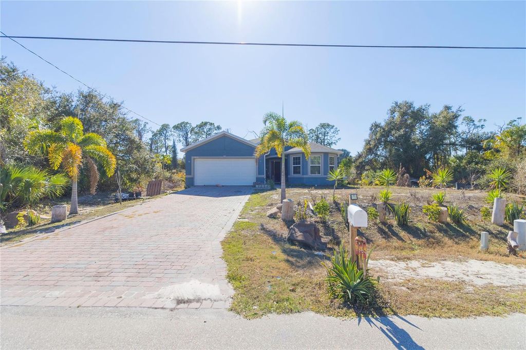 Image 1 of property listing at 1421 OREGON LANE, North Port, FL 34286
