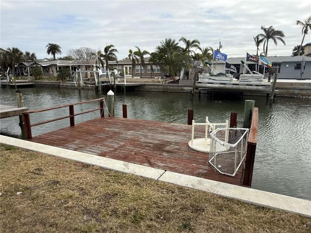 8822 43RD AVENUE N 126, St Petersburg, FL 33709