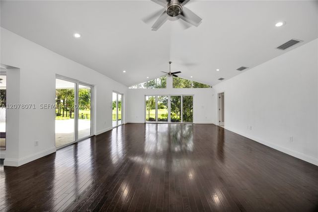 3709 Alhambra Ct, Coral Gables, FL 33134