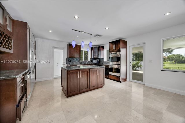 3709 Alhambra Ct, Coral Gables, FL 33134