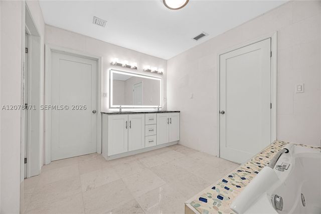 3709 Alhambra Ct, Coral Gables, FL 33134