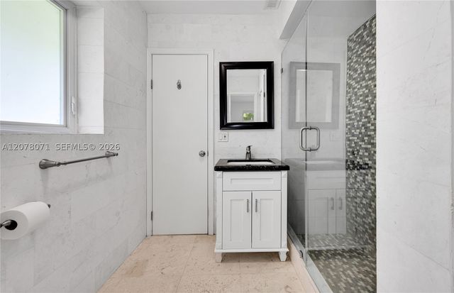 3709 Alhambra Ct, Coral Gables, FL 33134