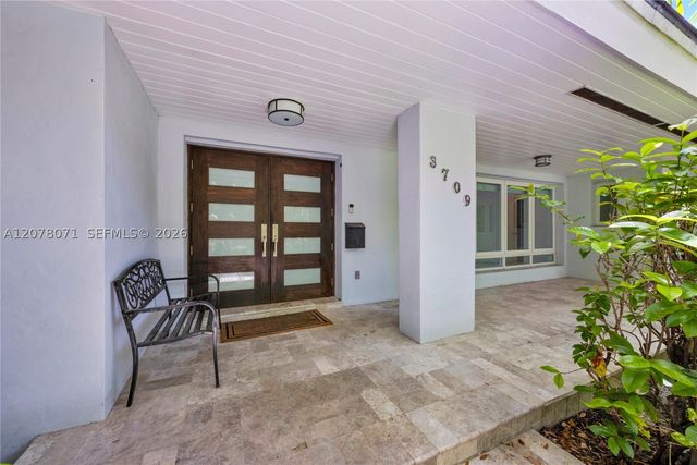 3709 Alhambra Ct, Coral Gables, FL 33134