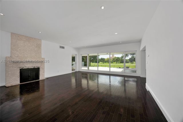 3709 Alhambra Ct, Coral Gables, FL 33134