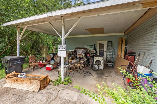 1607 E Grundy St, Tullahoma, TN 37388