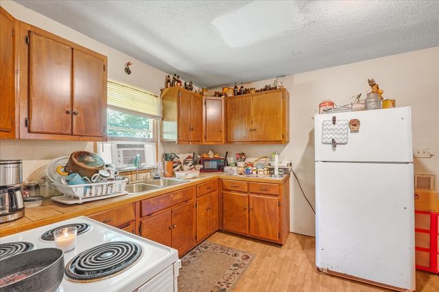 1607 E Grundy St, Tullahoma, TN 37388