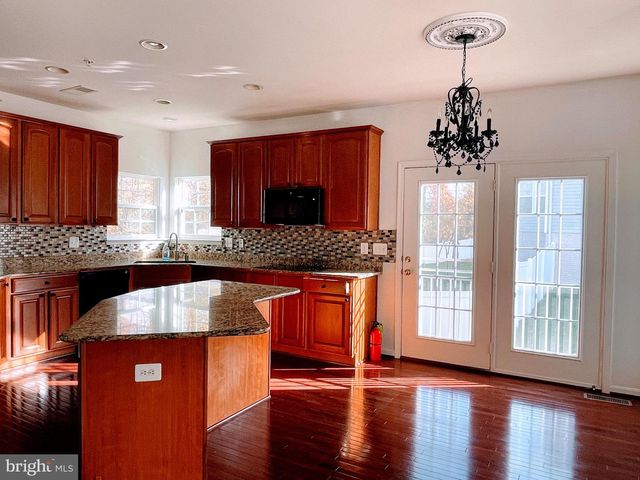 2900 VALERIAN LN, Upper Marlboro, MD 20774