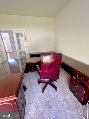 2900 VALERIAN LN, Upper Marlboro, MD 20774