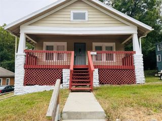 3821 E 58th Terrace, Kansas City, MO 64130