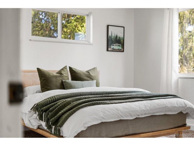 6807 Quay Ct, Arvada, CO 80003