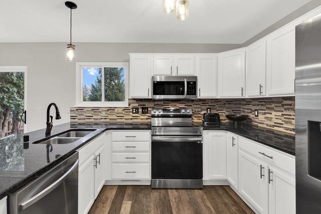 2529 Brittany LANE, East Troy, WI 53120