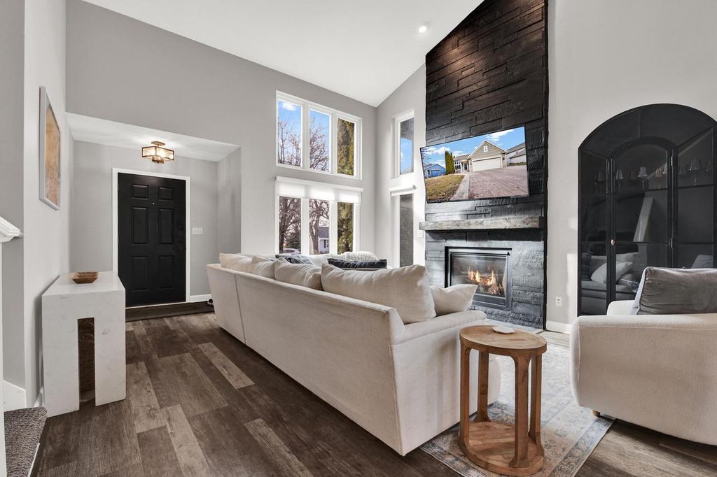 2529 Brittany LANE, East Troy, WI 53120