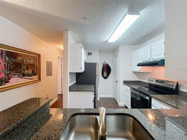 1909 SUMMER CLUB DRIVE 301, Oviedo, FL 32765