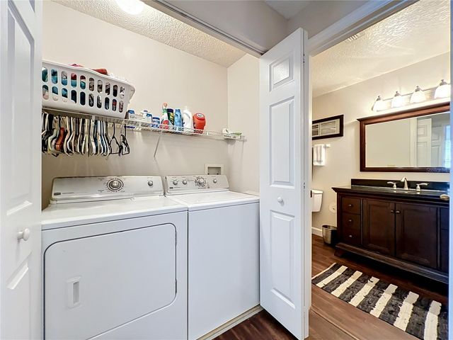 1909 SUMMER CLUB DRIVE 301, Oviedo, FL 32765