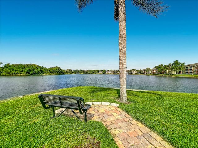 1909 SUMMER CLUB DRIVE 301, Oviedo, FL 32765