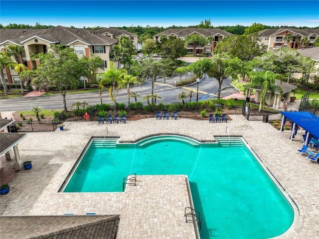 1909 SUMMER CLUB DRIVE 301, Oviedo, FL 32765