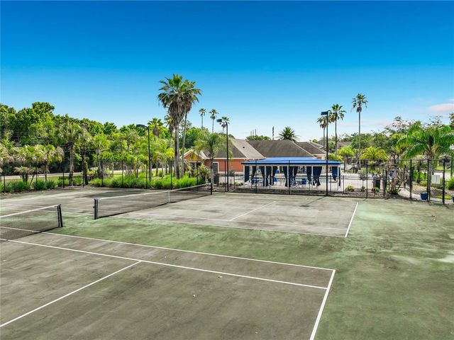 1909 SUMMER CLUB DRIVE 301, Oviedo, FL 32765