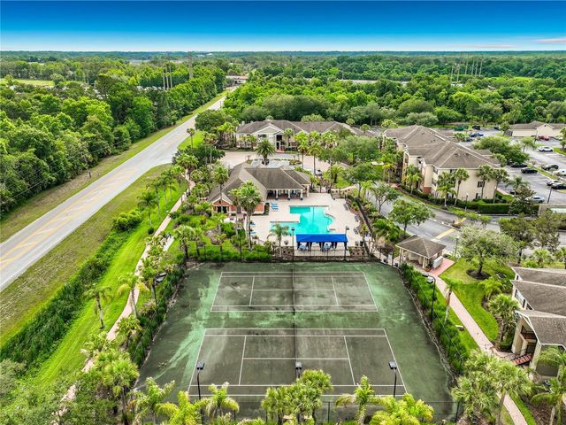 1909 SUMMER CLUB DRIVE 301, Oviedo, FL 32765