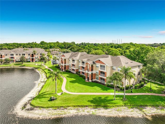 1909 SUMMER CLUB DRIVE 301, Oviedo, FL 32765