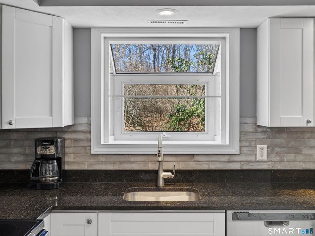 1 Wilshire Road B, Madison, CT 06443