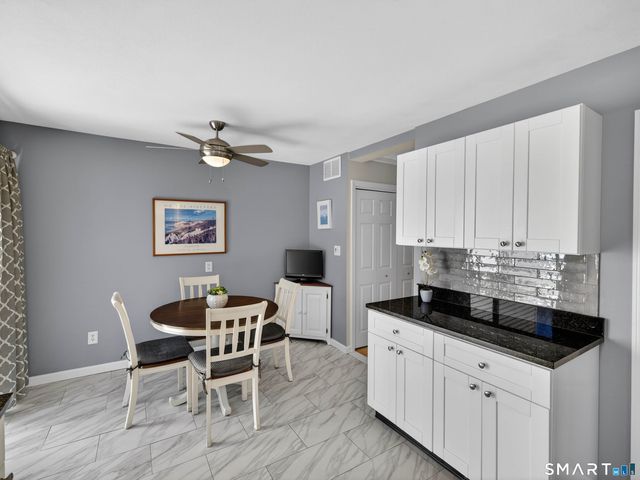 1 Wilshire Road B, Madison, CT 06443