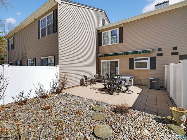 1 Wilshire Road B, Madison, CT 06443