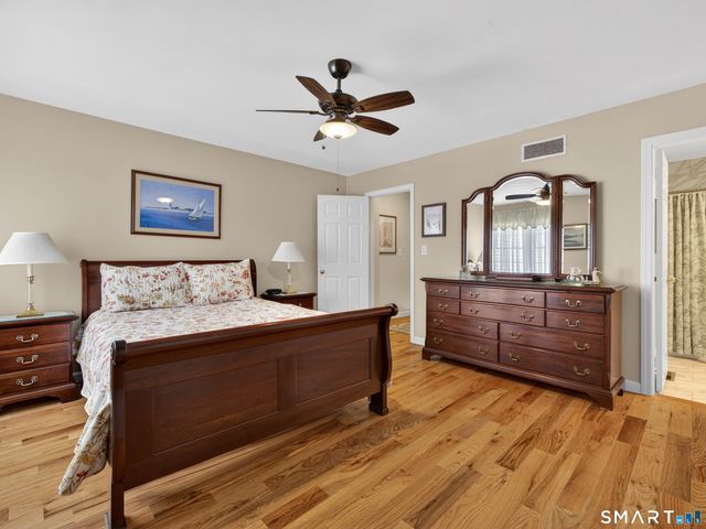 1 Wilshire Road B, Madison, CT 06443