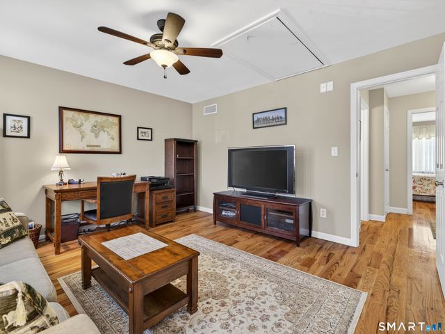 1 Wilshire Road B, Madison, CT 06443